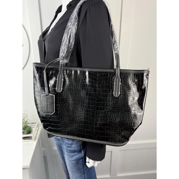 Beautiful NWTs Purse - Picture 1 of 8